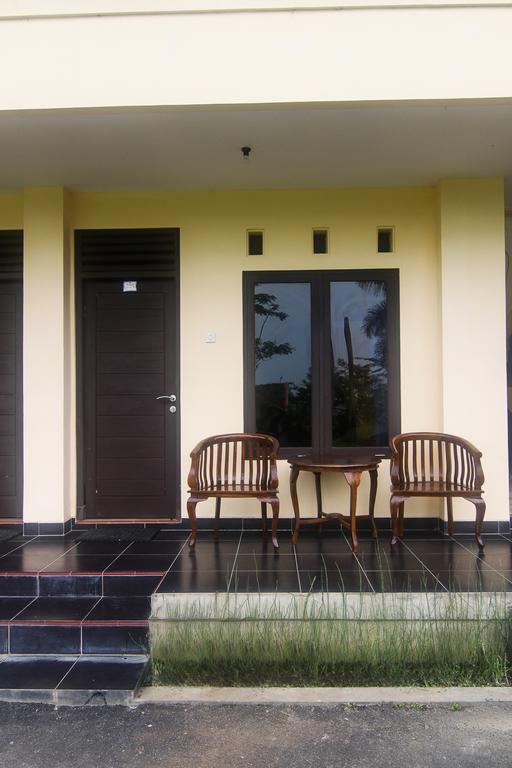 Hotel Cemerlang Baturraden Pokoj fotografie