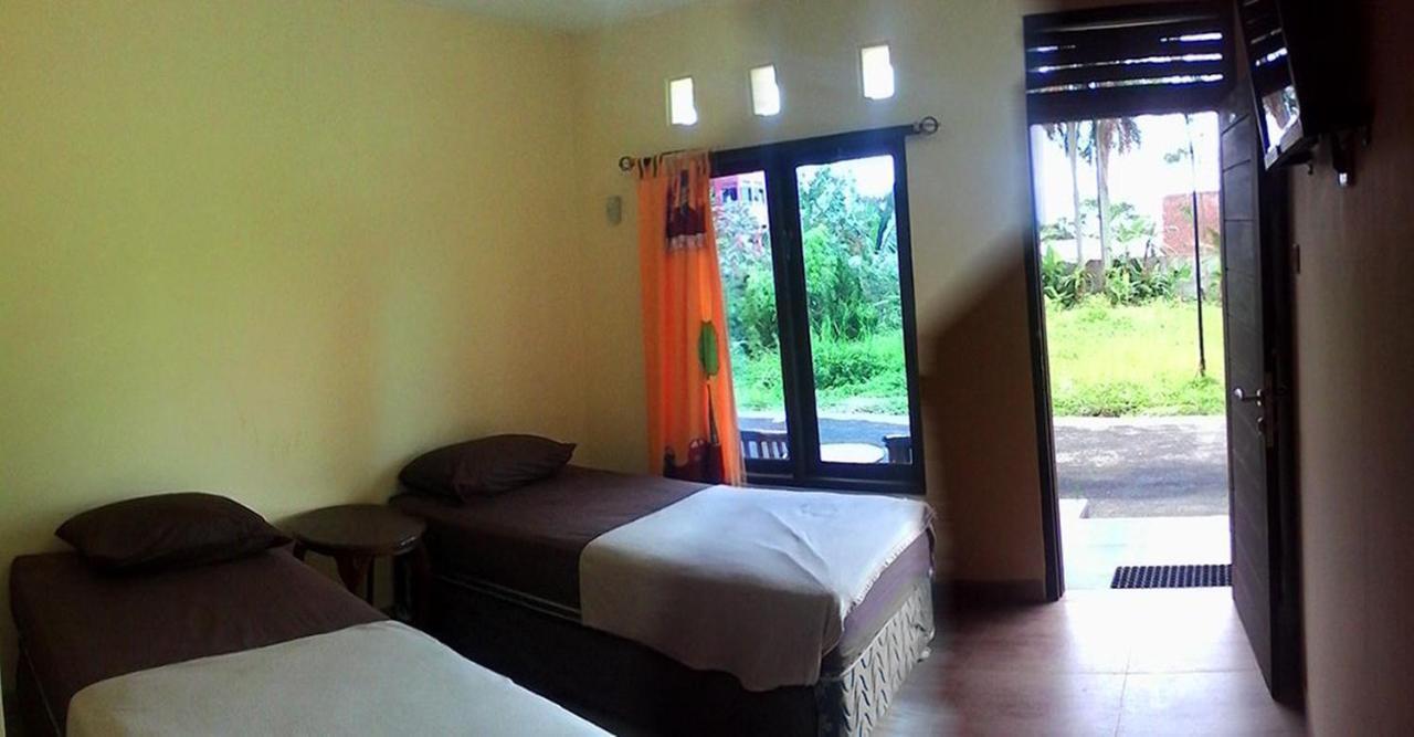 Hotel Cemerlang Baturraden Pokoj fotografie